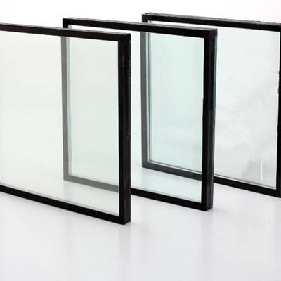 Vidro resistente a altas temperaturas e UV com alta resistência a impactos e alta transmissão de luz